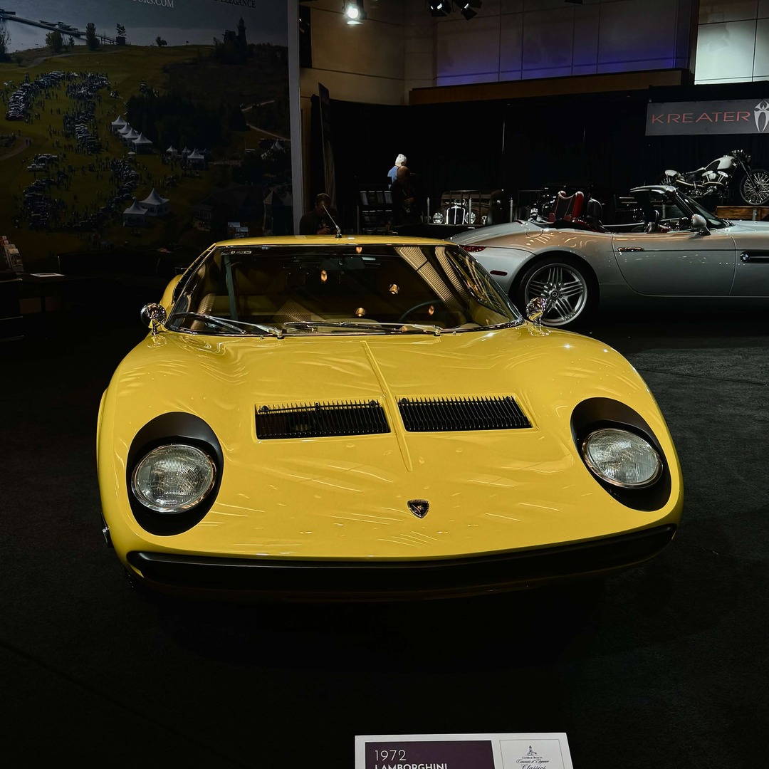 Lamborghini Miura SV